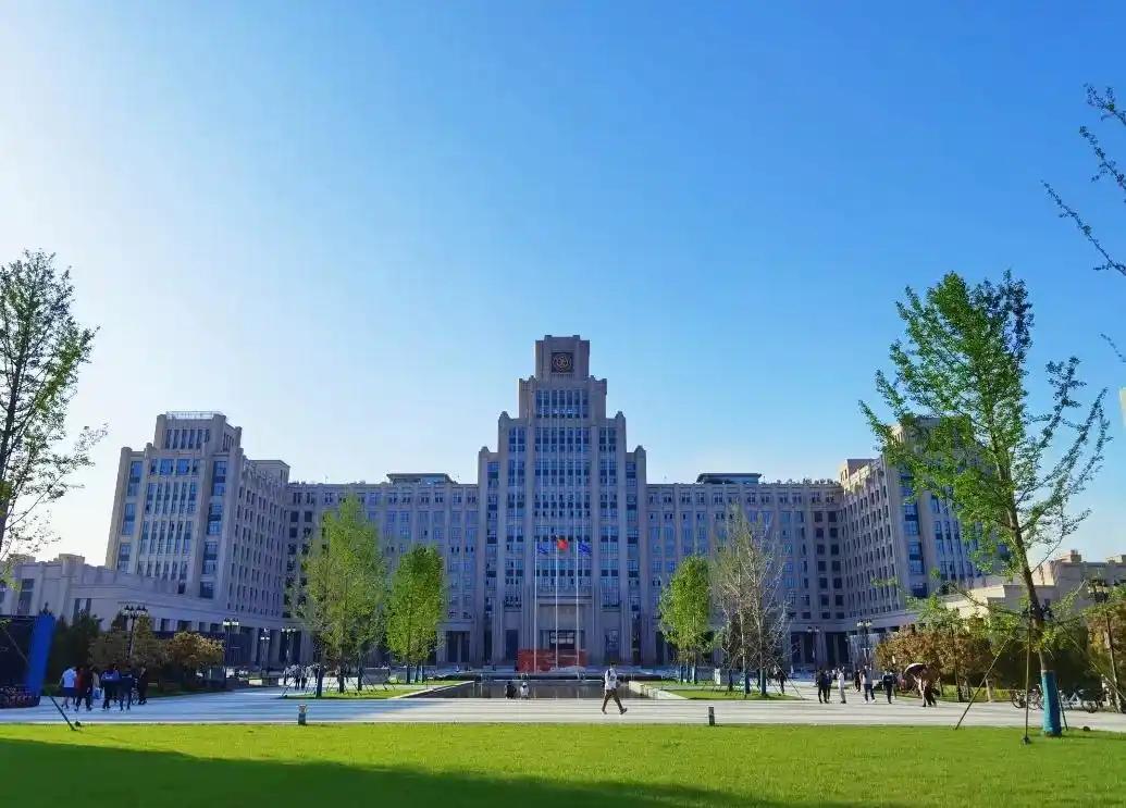 高学历在这个时代，到底有没有用？